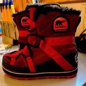 Sorel moon boots